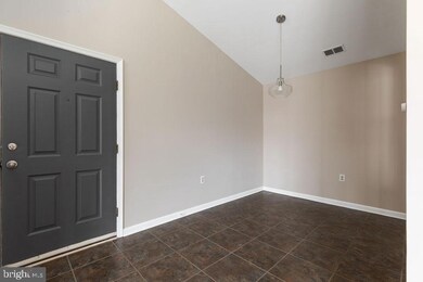 104 Timberlake Terrace unit 11, Stephens City, VA 22655 - photo 2