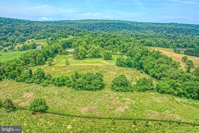 16967 Wilsons Gap Rd, Round Hill, VA 20141 - photo 3