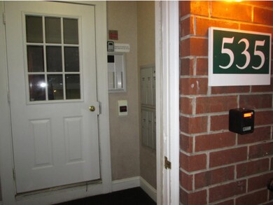 535 Calef Rd unit 15, Manchester, NH 03103 - photo 3