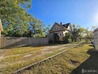 112 Creek Rd, Keansburg, NJ 07734 - photo 3