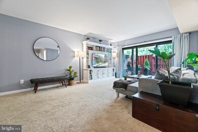 205 Skyhill Rd unit 2, Alexandria, VA 22314 - photo 5