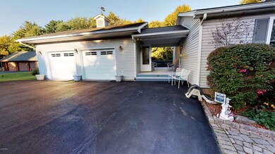 256 Frenchtown Rd, Milford, PA 18337 - photo 4