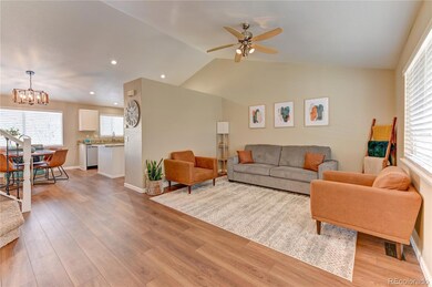 5312 S Ukraine St, Aurora, CO 80015 - photo 2