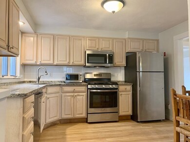 28 Myrtle St unit 28, West Newton, MA 02465 - photo 6