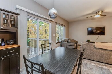 2022 Sugar Creek Dr NW unit A, Cedar Rapids, IA 52405 - photo 7