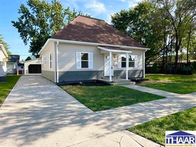 130 F St NE, Linton, IN 47441 - photo 2