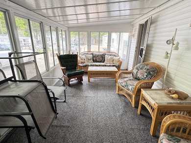 Screened 3 season room
