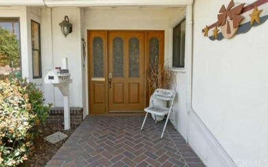Inviting entry way