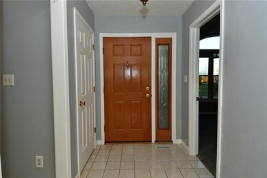 322 West St, Whiteland, IN 46184 - photo 4