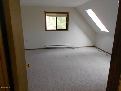 112 Mountain Laurel Ln, Dingmans Ferry, PA 18320 - photo 7