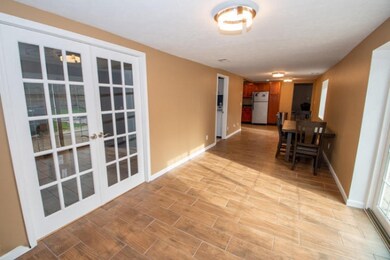 904 Dulin Niles Dining room 3