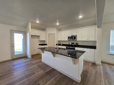 1313 Hogback Way, Midland, TX 79705 - photo 5