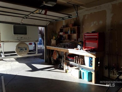 626 W Arizona Ave, Homedale, ID 83628 - photo 6