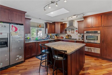 61 Roger Williams Dr, Johnston, RI 02919 - photo 4