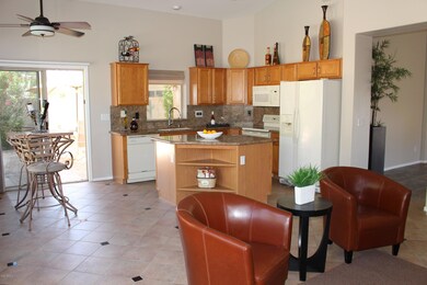 25239 N 40th Ln, Phoenix, AZ 85083 - photo 6