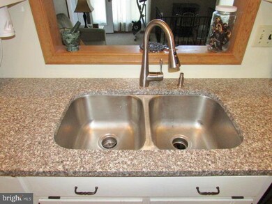 2786 Fillmore Dr, Chambersburg, PA 17201 - photo 7