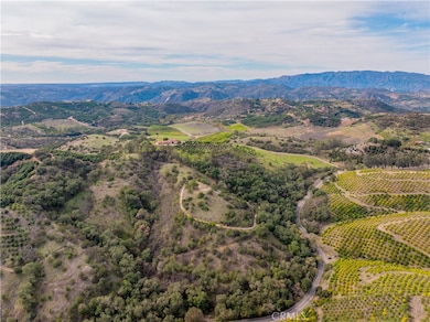 46121 Avenue Tierra, Temecula, CA 92590 - photo 3