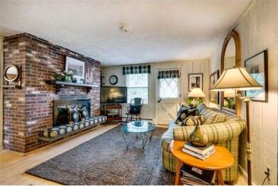 39 Thomas St, Ashland, MA 01721 - photo 2