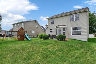 2283 Amberleigh Dr, Maryville, IL 62062 - photo 3