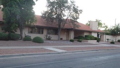 10607 Park View Cir, El Paso, TX 79935 - photo 2