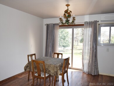 526 E Fuller St, Tahlequah, OK 74464 - photo 5