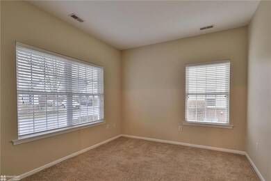 4913 Steeplechase Dr unit 28B, Macungie, PA 18062 - photo 6