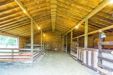 19511 Cook Rd SE, Yelm, WA 98597 - photo 5