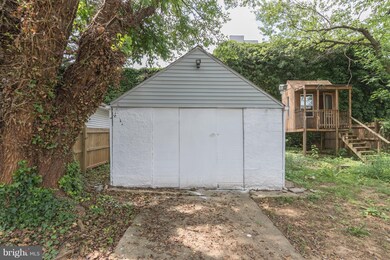 4209 Lasalle Ave, Baltimore, MD 21206 - photo 5