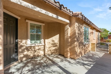 957 Ambrosia Dr, Las Vegas, NV 89138 - photo 3