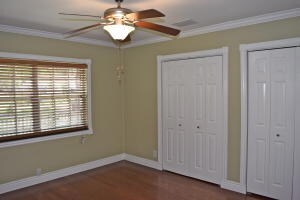 911 Ardmore Rd, West Palm Beach, FL 33401 - photo 4