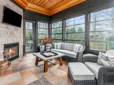 960 E Porter Ave, Naperville, IL 60540 - photo 4