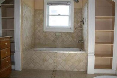 8 Waitt Ave, Lynn, MA 01902 - photo 7