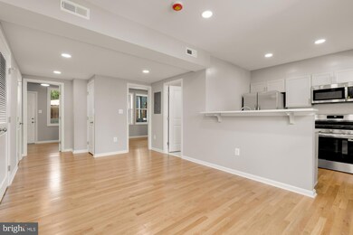 303 Seaton Place NE unit 2, Washington, DC 20002 - photo 3