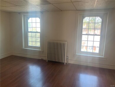 328 N 16th St unit 2nd Floor, Allentown, PA 18102 - photo 5