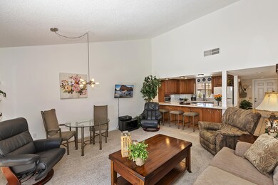 006_Living Room