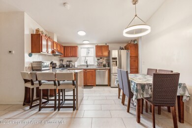 Kitchen/Dining