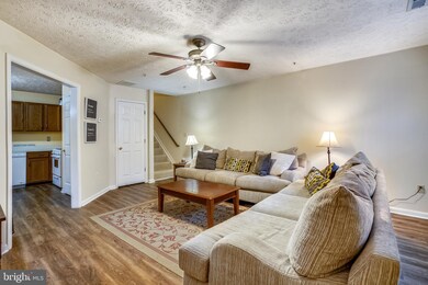 8840 Goose Landing Cir, Columbia, MD 21045 - photo 5