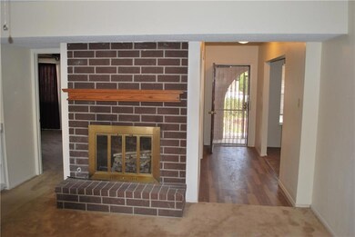 15352 Mineral Ct, Horizon City, TX 79928 - photo 5