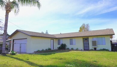 2142 Pepper Dr, Highland, CA 92346 - photo 2