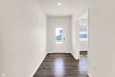 6390 Flag Stop Dr, Whitestown, IN 46075 - photo 4