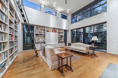 3635 Overbrook Ln, Houston, TX 77027 - photo 3