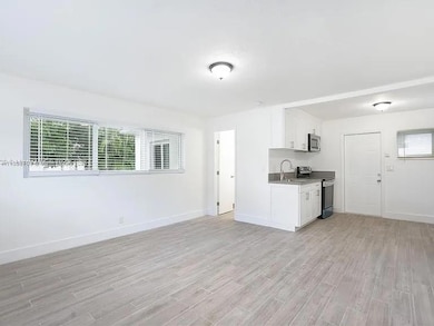 1818 Sherman St unit 2, Hollywood, FL 33020 - photo 4