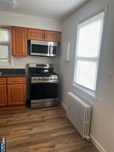 14 Fournier Crescent unit 16, Elmwood Park, NJ 07407 - photo 5