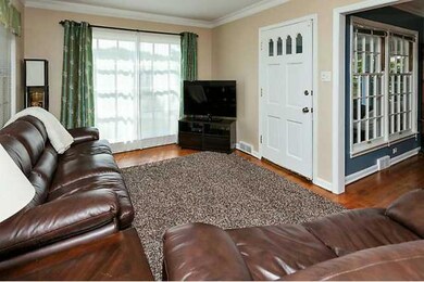 1146 56th St, Des Moines, IA 50311 - photo 3