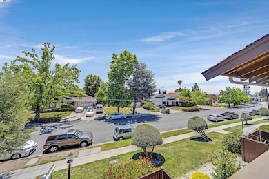 136 Hackamore Ln unit 18, Fremont, CA 94539 - photo 6