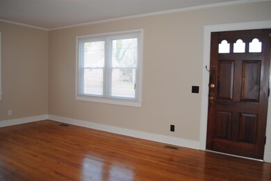 721 Hoover St, Shelbyville, TN 37160 - photo 2