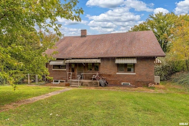 201 S Line St, Creal Springs, IL 62922 - photo 3