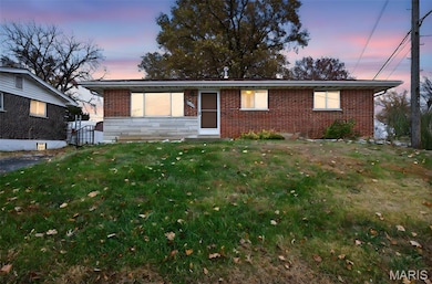 6902 Howdershell Rd, Hazelwood, MO 63042 - photo 3