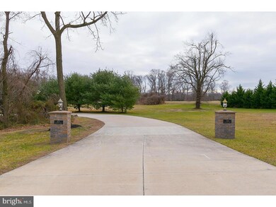 501 Heritage Rd, Sewell, NJ 08080 - photo 3