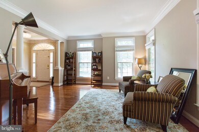 13894 Lewis Mill Way, Chantilly, VA 20151 - photo 4